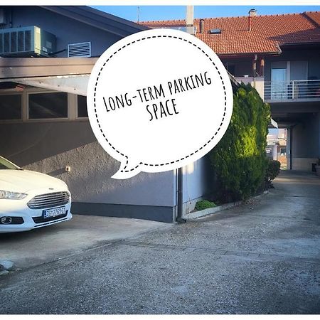 Apartment Anna - Free Pickup From Or Dropoff To Zagreb Airport At Any Time, Please Give Three Days Advance Notice - Long-Term Parking With Airport Transport Possibility Velika Gorica Eksteriør bilde